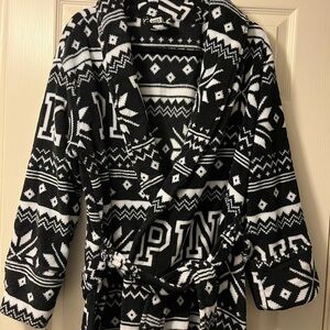Victoria's Secret PINK Black and White Short Robe, Size M